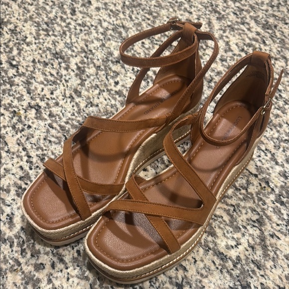 Lucky Brand Shoes - - 🆕 Lucky Brand “Carolina” Wedges wCrisscross Straps. 10. Brand New wBox!!